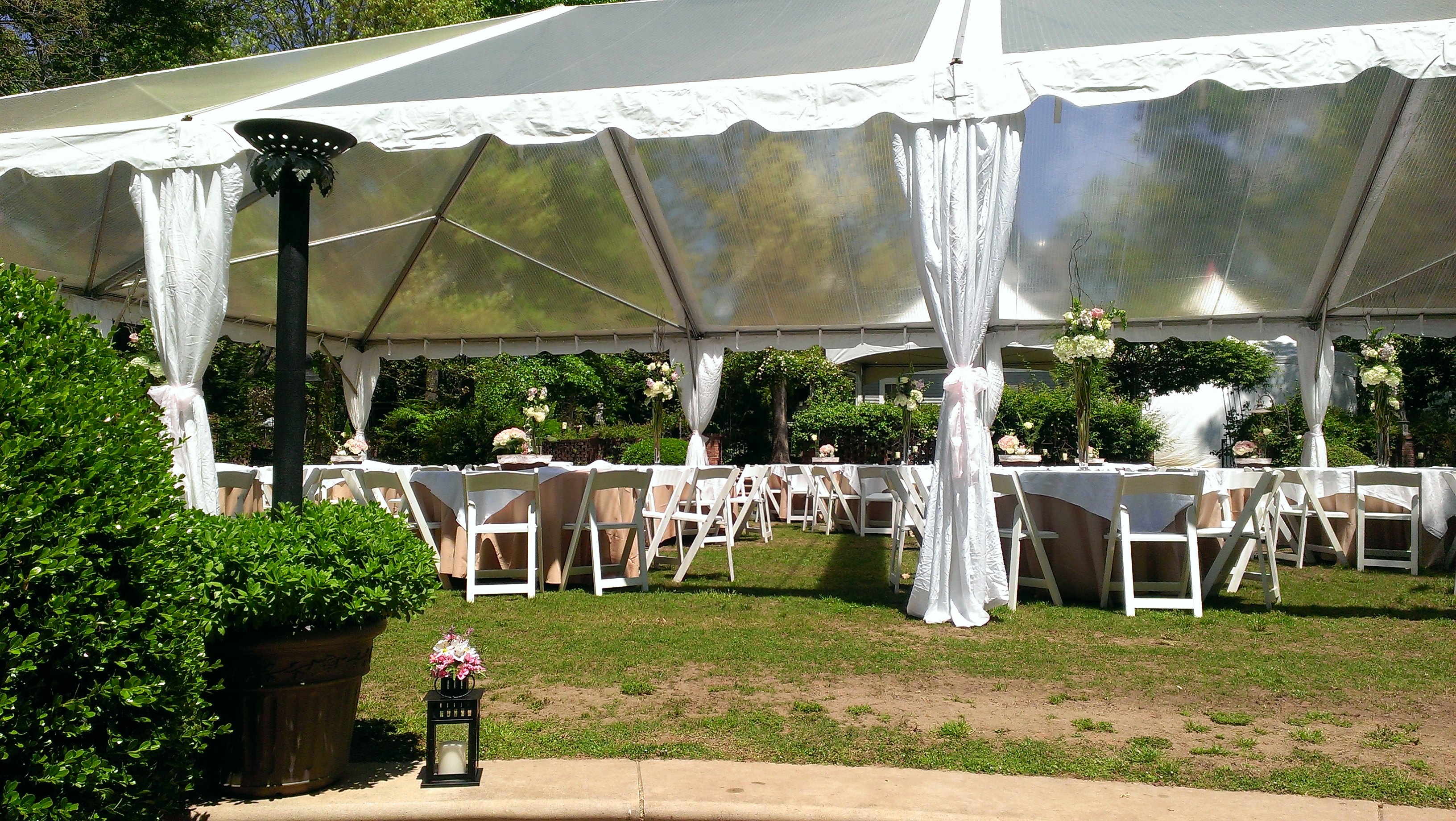 Pole Tent vs. Frame Tent Barrons Barrons