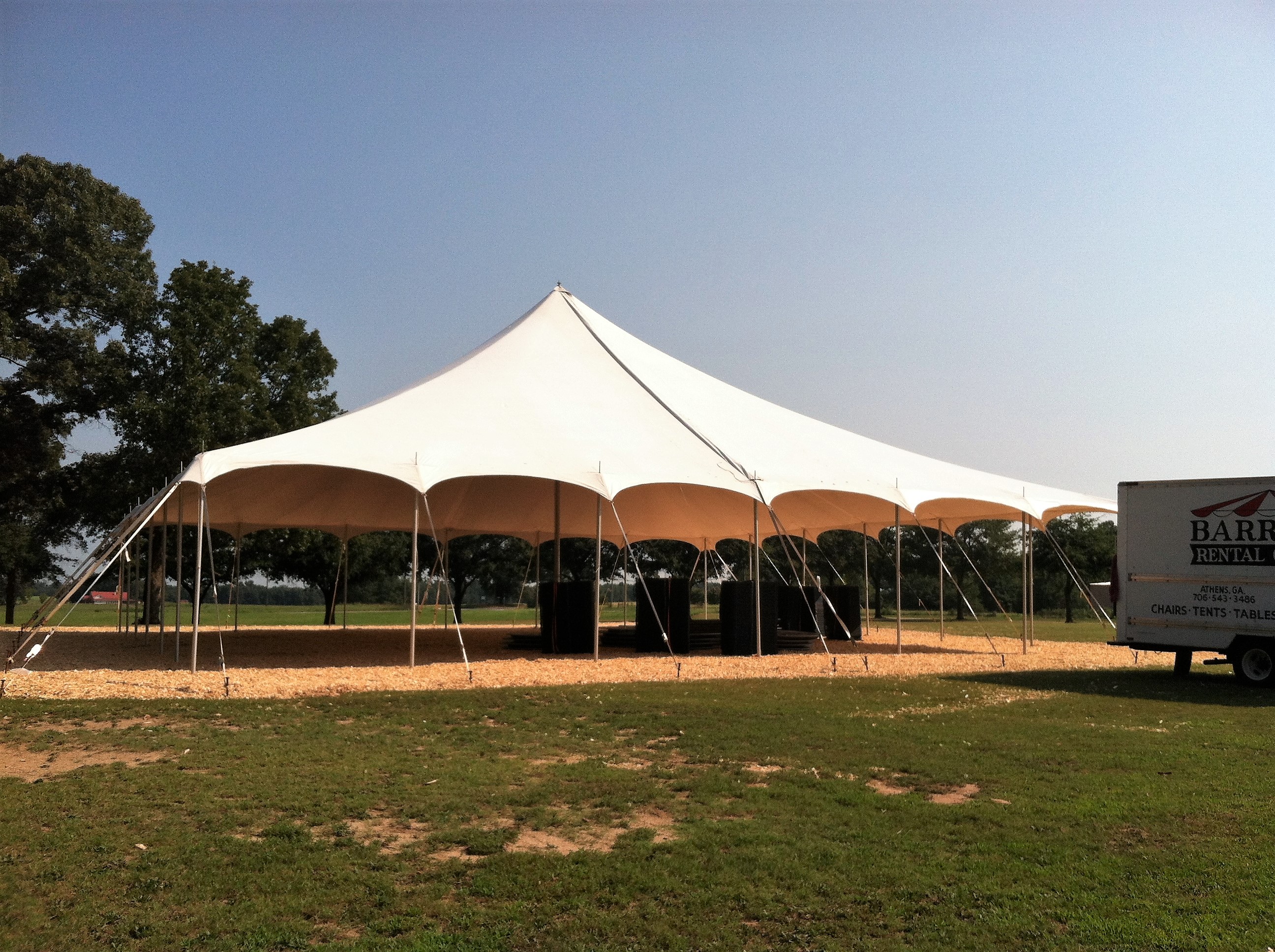 40x40 Pole Tent (2)